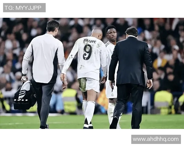 亚马尔姆巴佩重返球场，助巴黎夺得法国杯冠军