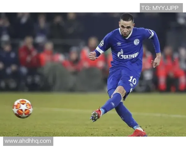 勒沃库森主场横扫沙尔克04，力压对手实现大胜